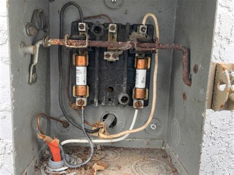 electrical box with pop fuses|fuse box with socket.